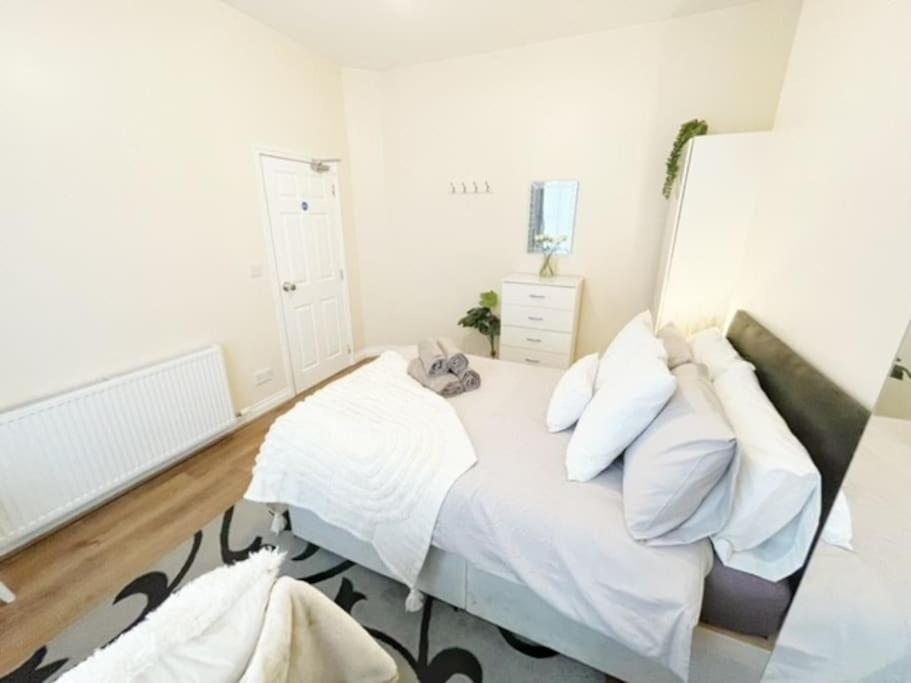 5 Bedroom, Sleeps 9 - Base To Explore Liverpool And Beyond Exteriér fotografie
