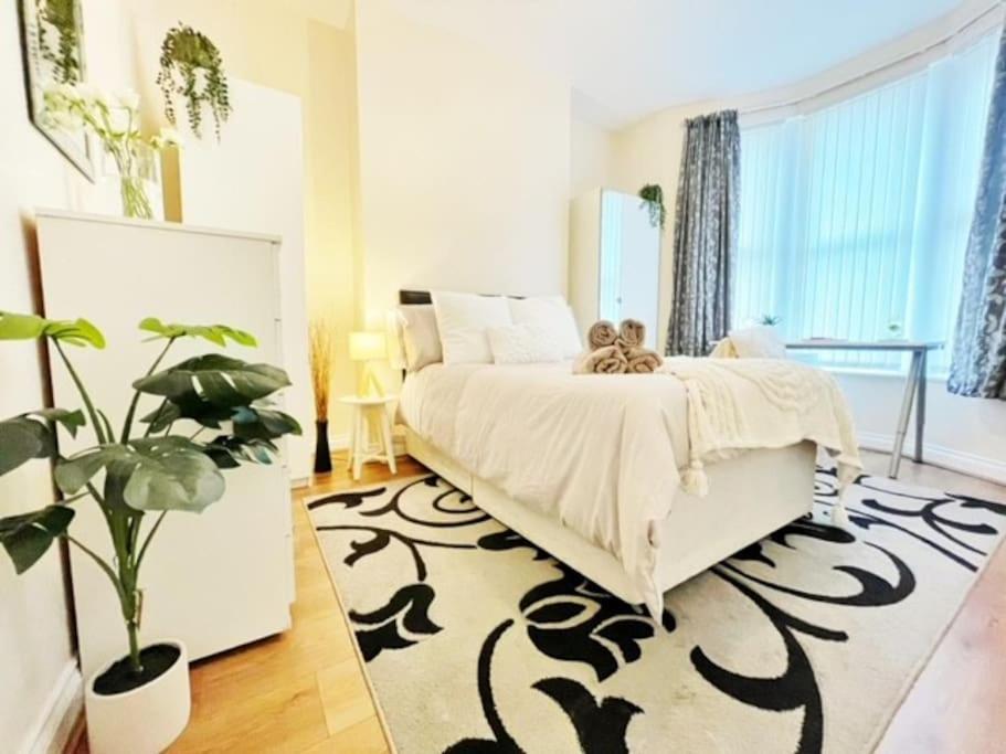 5 Bedroom, Sleeps 9 - Base To Explore Liverpool And Beyond Exteriér fotografie